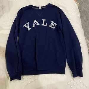 YALE sweatshirt